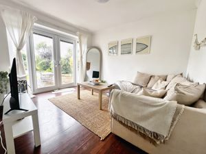 Photo 15- click for photo gallery